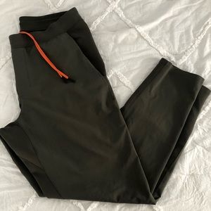 Lululemon men’s tapered sweats